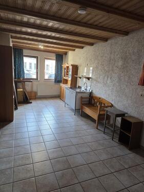 Foto - Ich vermiete eine große 1-Zimmer-Wohnung im Erdgeschoss