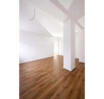 Renovierte 2-Zi.-Erdgeschosswohnung in Ludwigshafen-Oggersheim - Ludwigshafen am Rhein