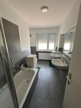 Foto - 6 Zimmer Doppelhaushälfte in München