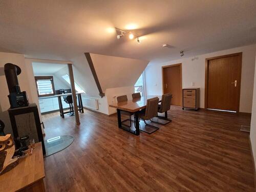 Foto - 6,5 Zimmer Maisonette Wohnung - 1.400,00&nbsp;EUR Kaltmiete, ca.&nbsp; 112,00&nbsp;m&sup2;