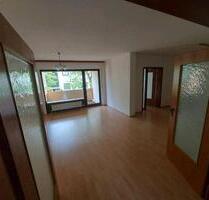 Mietwohnungen - 680,00&nbsp;EUR Kaltmiete, ca.&nbsp; 68,20&nbsp;m&sup2; in Bad Bergzabern (PLZ: 76887)