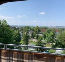 Freier Blick bis zum Erzgebirge - tolle Wohnung mit EBK + Terasse - Chemnitz Ebersdorf