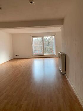 Foto - Mietwohnung 3 ZKB mit Einbauküche und PKW Stellplatz WND-City