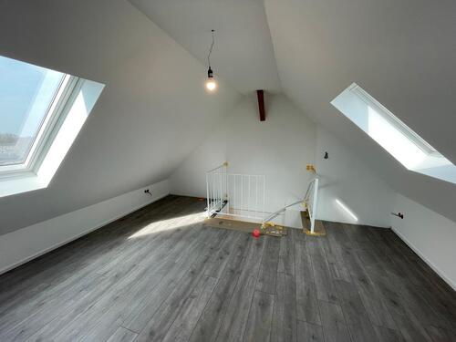 Foto - 2 Zimmer Dachgeschoßwohnung zur Miete in Bergisch Gladbach