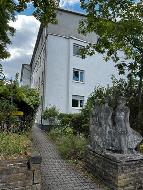 Foto - 4 Zimmer Wohnung mit 190 qm eigenem großen Garten in Bessungen