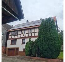 Einfamilienhaus mit Scheunennebengebäude - Rosenthal