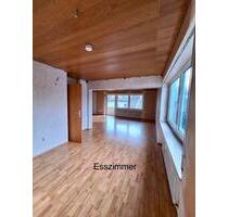 Wohnung mit 131qm zu vermieten - 1.200,00&nbsp;EUR Kaltmiete, ca.&nbsp; 131,00&nbsp;m&sup2; in Dornstadt (PLZ: 89160)