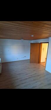 Foto - 3 Zimmer Wohnung OB - 700,00&nbsp;EUR Kaltmiete, ca.&nbsp; 70,00&nbsp;m&sup2;