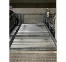 Tiefgaragen-Stellplatz (4fach-Parker oben) - München Giesing