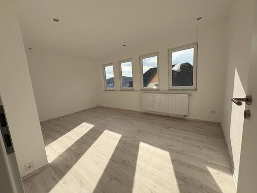 Foto - Frisch kernsaniert: Helle 2-Zimmer-Wohnung im Herzen von Siegen