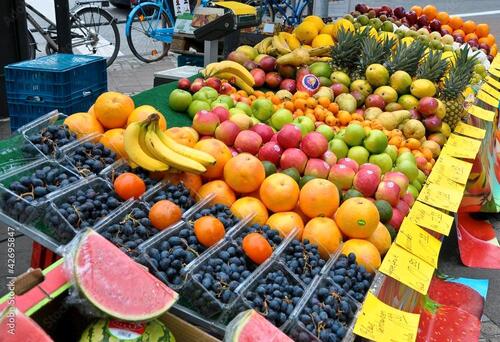 Foto - Nach Folge für Obststand in Berlin Nord Top Lager an S-U-Bahn
