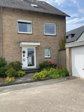 Foto - Reiheneckhaus in ruhiger Lage - 494.000,00 EUR Kaufpreis,