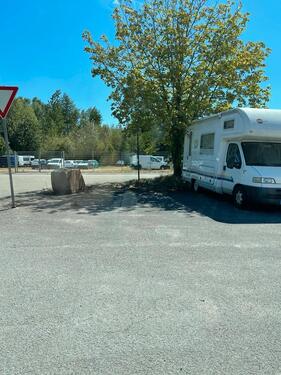 Foto - Stellplatz Freifläche Parkplatz