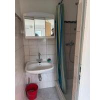 Zwei Zimmer Seitenbau Wohnung ab 01.04.2026 zu Vermieten - Griesheim