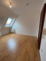 Foto - 1 Zimmer Dachgeschoßwohnung zur Miete in Worms