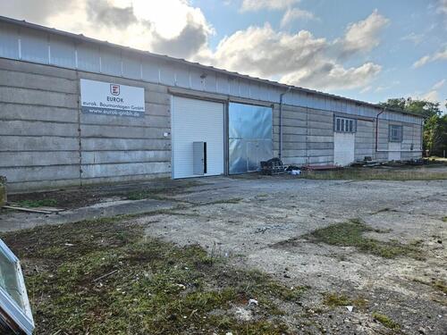 Foto - 1000 m² Lagerhalle Produktionsstätte mit großem Außennbereich