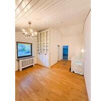 Lichtdurchflutete Maisonette Wohnung mit Galerie, Sauna & Süd‑Balkon am Schliersee