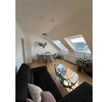 WERMELSKIRCHEN: schöne, helle 3 Zi. DG-Whng. im 3. OG oh. Aufzug