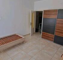 45 qm Wohnung , frisch saniertes Zimmer ( nur für Frauen) WG - Rüsselsheim am Main 45 qm Wohnung , frisch saniertes Zimmer ( nur für Frauen) WG - Rüsselsheim am Main
