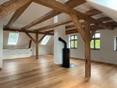 Foto - Wunderschöne Dachgeschosswohnung mit Kaminofen und Garten