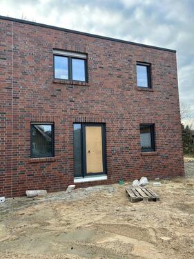 Foto - Erstbezug DHH mit Garten zum 01.05.2026