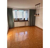 Zweinhalb Zimmerwohnung - 25.000,00&nbsp;EUR Kaufpreis, ca.&nbsp; 58,00&nbsp;m&sup2; in Pockau-Lengefeld (PLZ: 09509) Nennigmühle