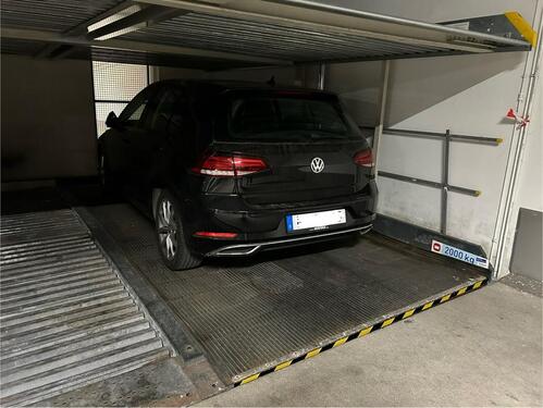 Foto - Tiefgarage Stellplatz München Lehel ebenerdig nebst Hofbräugarage