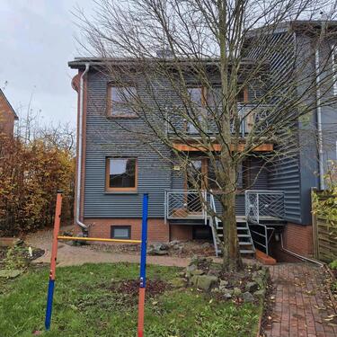 Foto - Komplett saniertes Reihenendhaus mit Carport und Terrasse