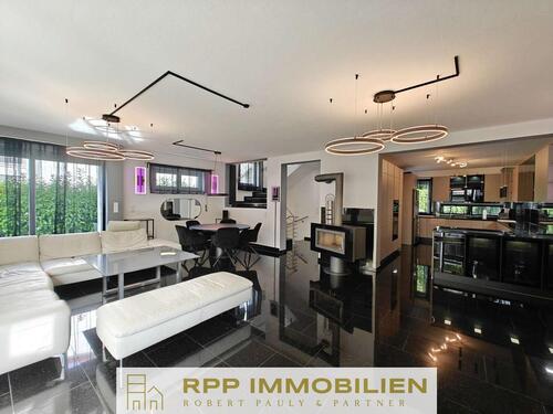 Foto - Modern möbliert: Sonnige Doppelhaushälfte am grünen Stadtrand von Unterschleißheim