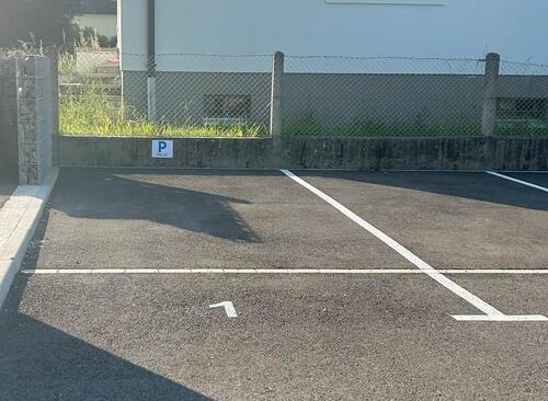 Foto - Privater Parkplatz - Flughafen Basel-Mülhausen