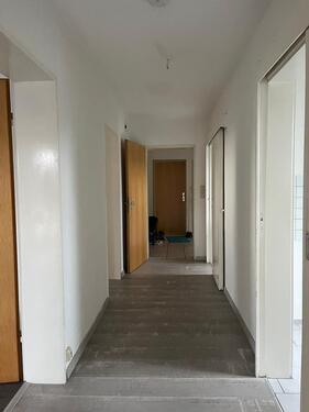 Foto - *** Schöne 3-ZKB - DG-Wohnung mit Balkon zu vermieten mit Balkon in KasselEichwald zu vermieten ***