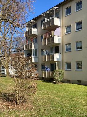 Foto - Kaufen statt Mieten: 2 ZKB und Balkon mit Blick ins Grüne