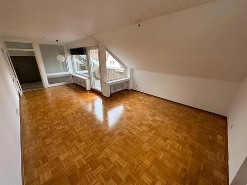 Foto - Helle 2,5 Zimmer Wohnung mit Loggia in zentraler Lage