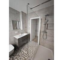 Attraktive 4-Zimmer-Wohnung mit Balkon in Falkenstein - Falkenstein/Vogtland