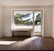 Helle energiesparende 1 Zi-Wohnung zur Gartenseite mit Balkon - Düsseldorf Stadtbezirk 9