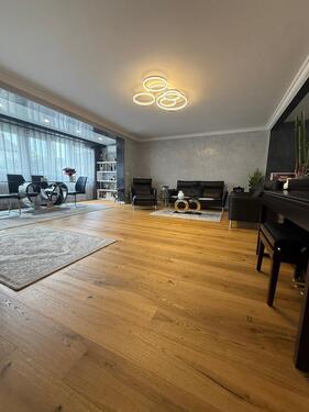 Foto - 6 Zimmer Doppelhaushälfte in Altrip