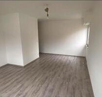 Helle 1-Zimmer ca. 31 m2 im 1.Stock in Böblingen - Stuttgart Neuwirtshaus