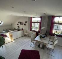 Großzügige 4-Zimmer-Wohnung mit Aufzug & Stellplatz - Thalheim/Erzgebirge