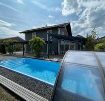 Einfamilienhaus mit Pool, Sauna und Doppelgarage zu verkaufen - Fürstenzell