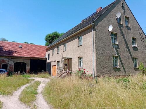Foto - Bauerngehöft mit Landwirtschaftsflächen in Ludwigsdorf
