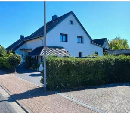 Foto - Haus zu sofort zu Verkaufen an - 430.000,00 EUR Kaufpreis, ca.  400,00 m²