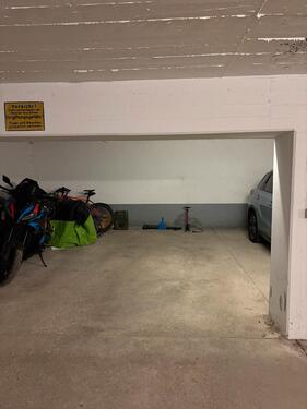 Foto - Tiefgaragenstellplatz zu vermieten