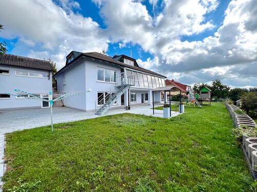 Foto - Großzügige 160m² 3-Zimmer Wohnung mit Wintergarten & Extra-Büro