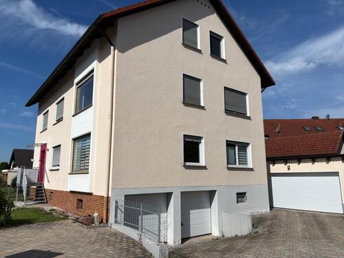 Foto - Gemütliche 4-Zimmer-Wohnung mit Garage in Ettmannsdorf