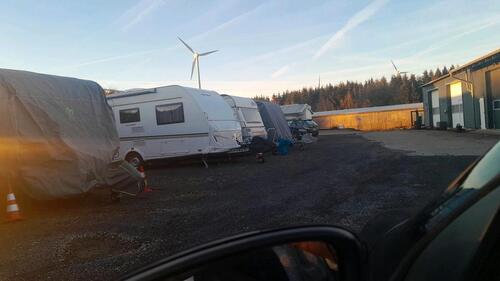 Foto - Wohnwagen, Wohnmobil Stellplatz