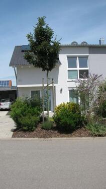 Foto - Großzügige DHH in bester Lage mit Südterrasse und kleinem Garten
