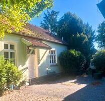 Haus mit Charme und Garten - 950,00&nbsp;EUR Kaltmiete, ca.&nbsp; 90,00&nbsp;m&sup2; in Halle (PLZ: 33790)