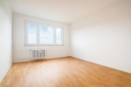 Foto - Attraktive 4-Raum-Wohnung mit Balkon, Naturidylle & Stellplatz – perfekte Lage nahe Erfurt, Weimar & Arnstadt