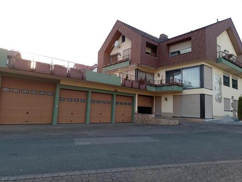 Foto - Großzügiges Architekten-Haus mit Einliegerwohnung