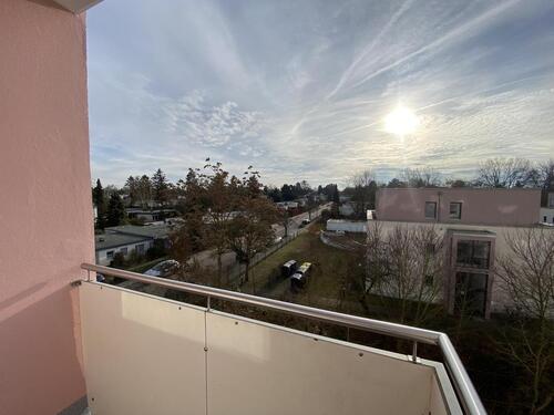Foto - Sonniges, möbliertes Apartment mit Balkon im grünen Zehlendorf